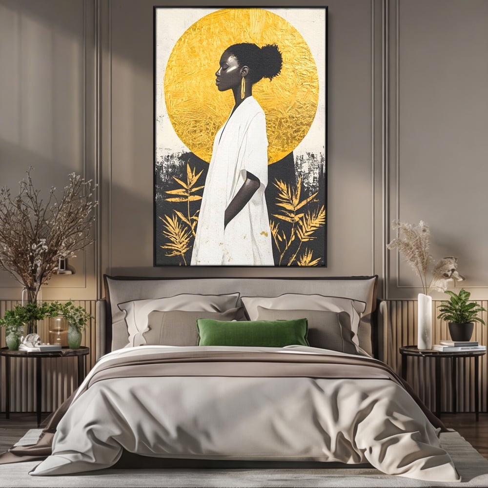 Tablou canvas cu tablou canvas cu portret de femeie afro, in rama de aluminiu negru, pe perete intr-un dormitor